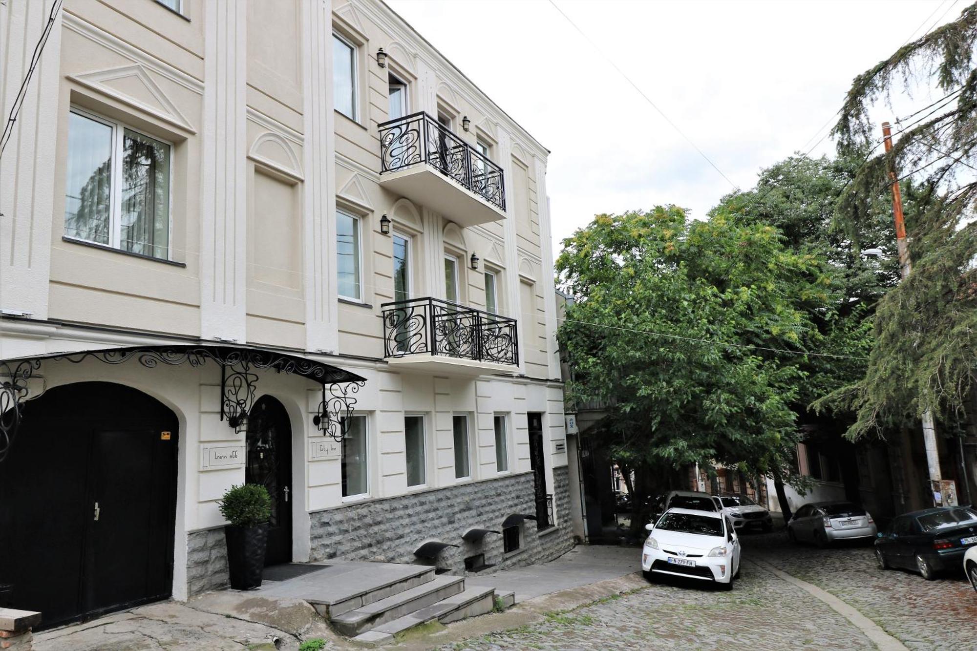 City Inn - Boutique Hotel Tbilisi Ngoại thất bức ảnh