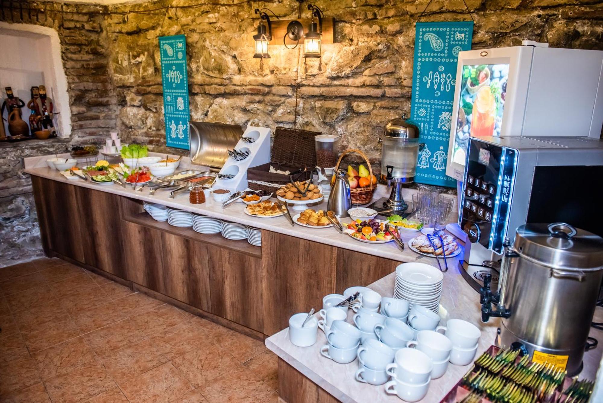 City Inn - Boutique Hotel Tbilisi Ngoại thất bức ảnh
